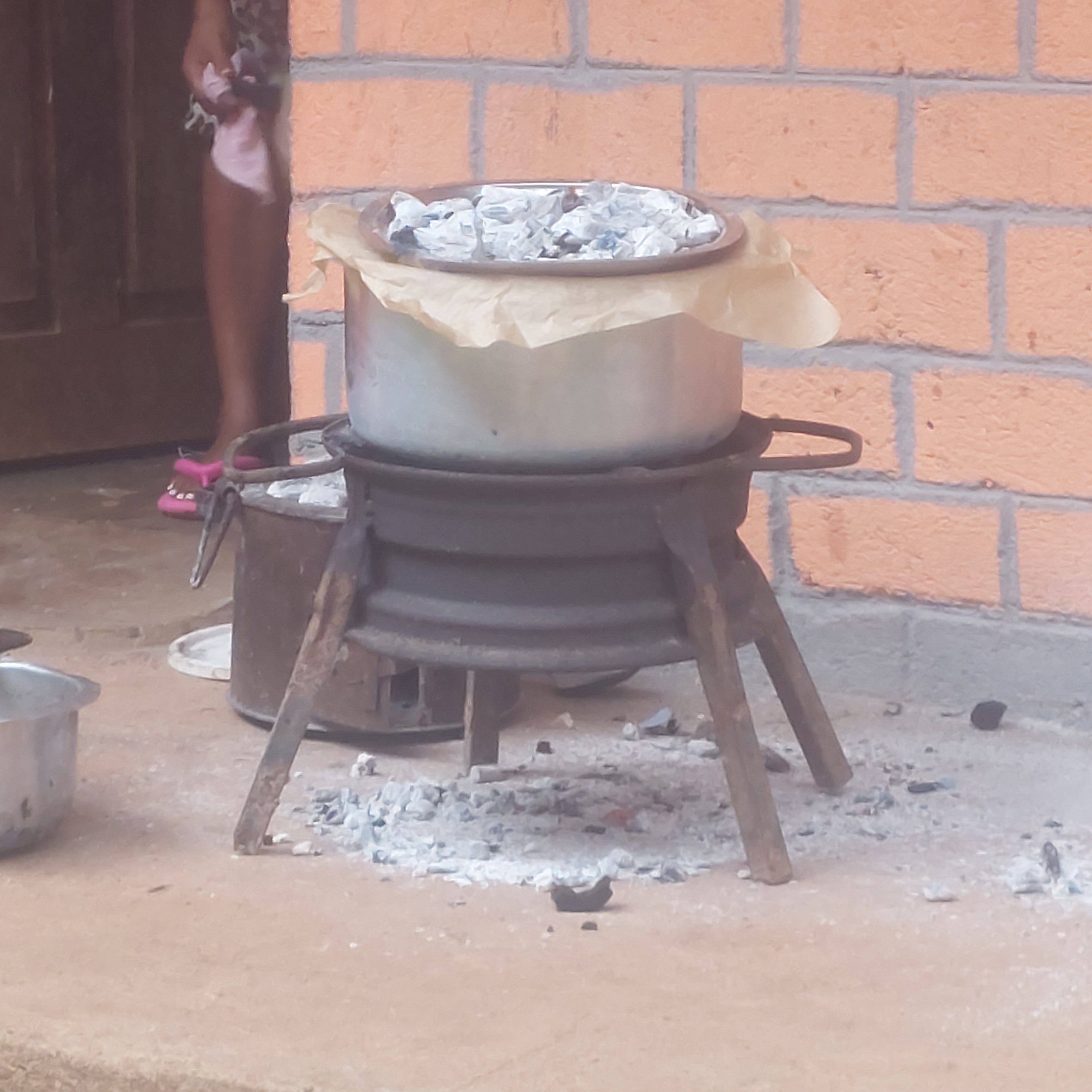 Tilberedning af ris, Lushoto, Tanzania